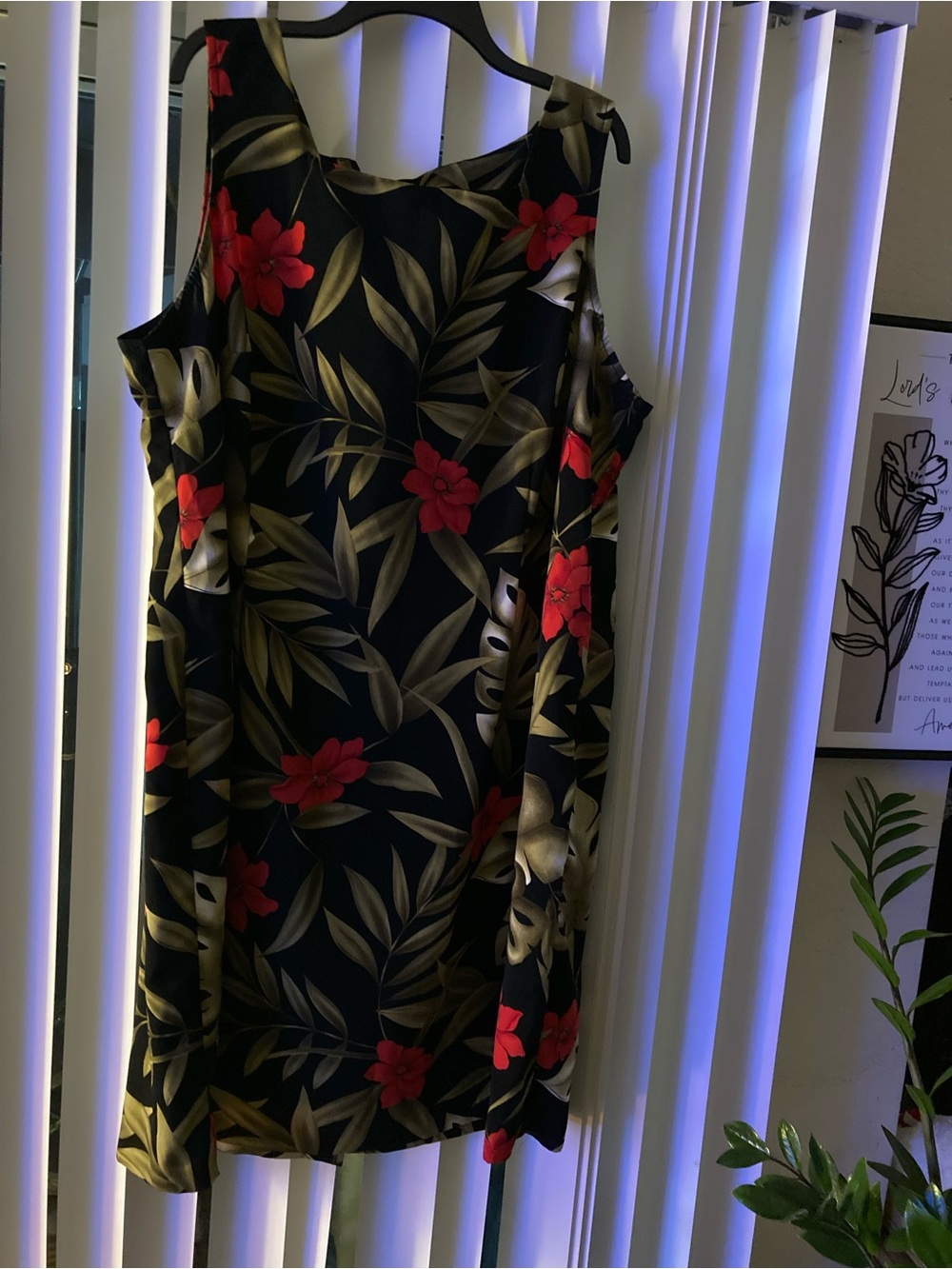 Black Floral Sleeveless Shift Dress with Red Flowers